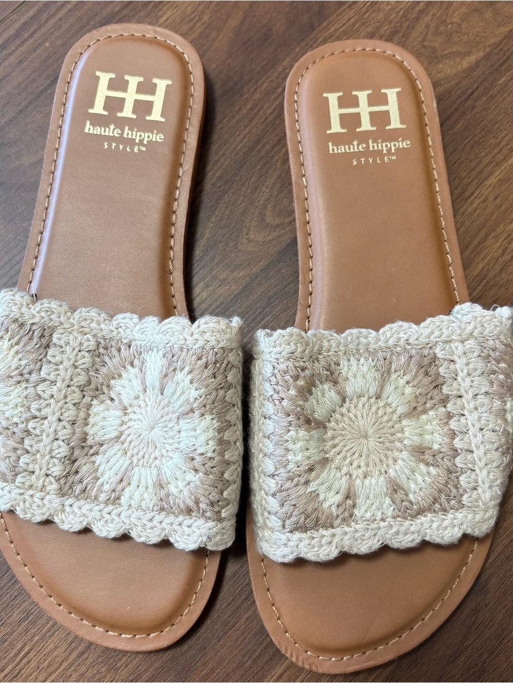 Haute Hippie Style Rianne Crochet Slide Sandals Cream Tan Boho Flat Slides 6.5